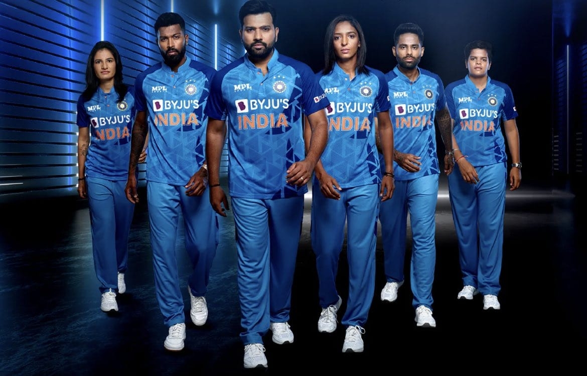 इंडियन क्रिकेट टीम की न्यू “वन ब्लू जर्सी” लॉन्च