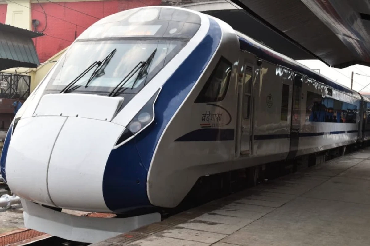 Vande Bharat Train: 11 दिसंबर से पटरी पर दौडे़गी छत्तीसगढ़ की पहली वंदे भारत एक्सप्रेस ट्रेन, जानें क्या होगा रूट
