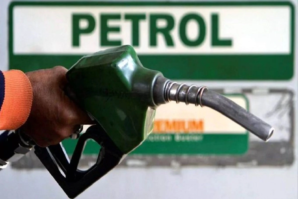 Petrol Diesel Price: होली पर जाने डीजल और पेट्रोल का क्या है भाव, जानिए आपके शहर में कितना बदला