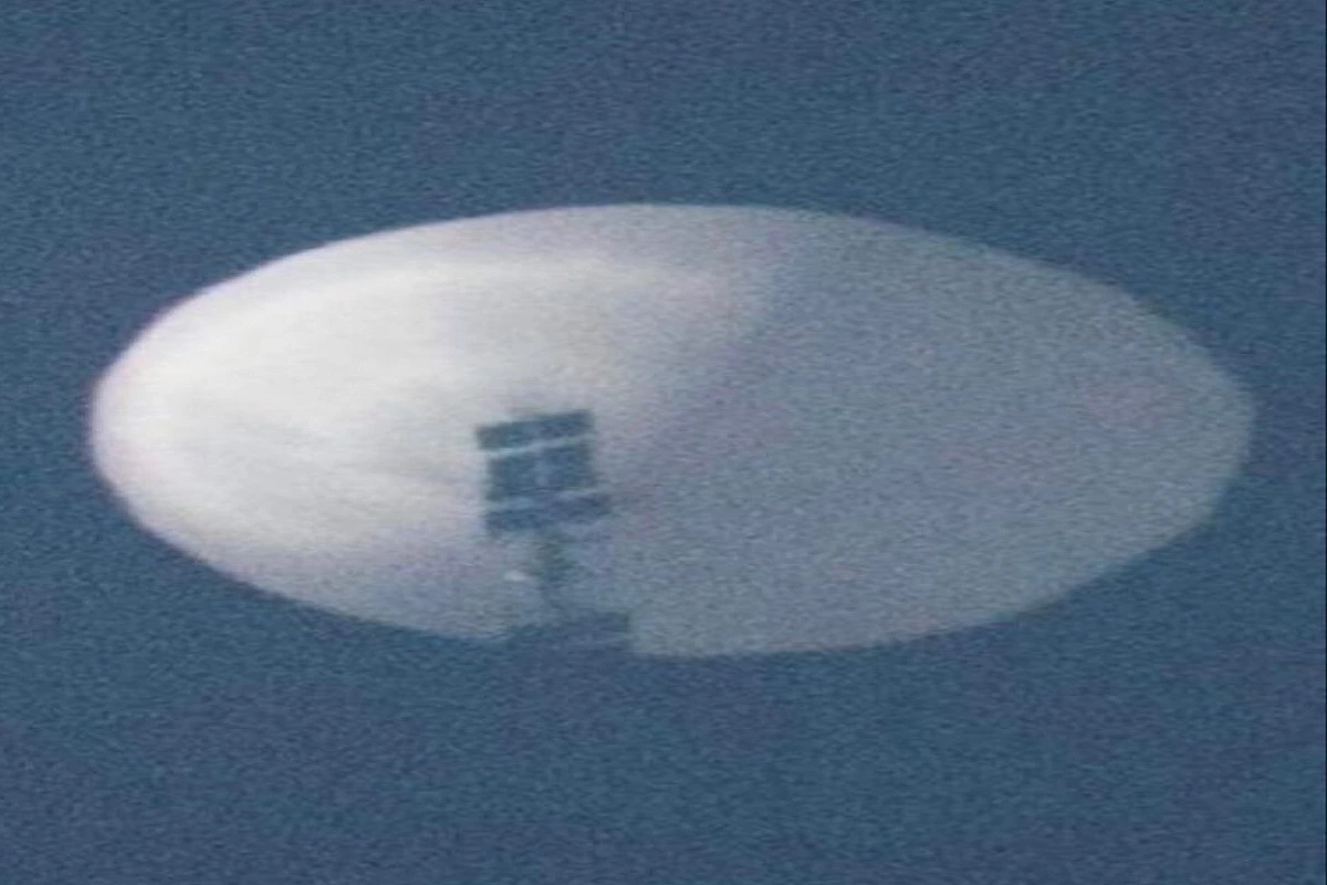 Chinese Spy Balloon: अमेरिका के ऊपर उड़ा चीन का ‘जासूसी गुब्बारा’, भड़का यूएस तो ड्रैगन ने बताया ‘एयरशिप’, ब्लिंकन ने रद्द किया बीजिंग दौरा