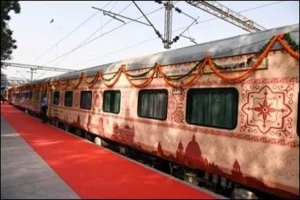 Vibrant Gujarat दिखाने के लिए भारतीय रेलवे चलाएगा एसी टूरिस्ट ट्रेन
